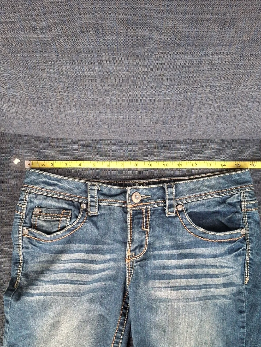Reign Sz 9 Bootcut Embroidered Jeans - Picture 3 of 4